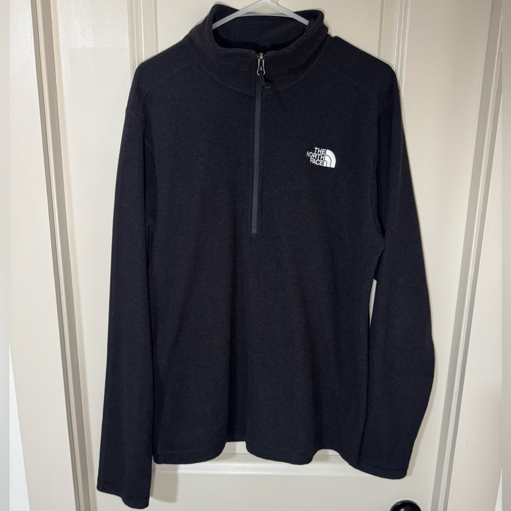 The North Face Men's Quarter Zip-Up Black Pullover Size Large